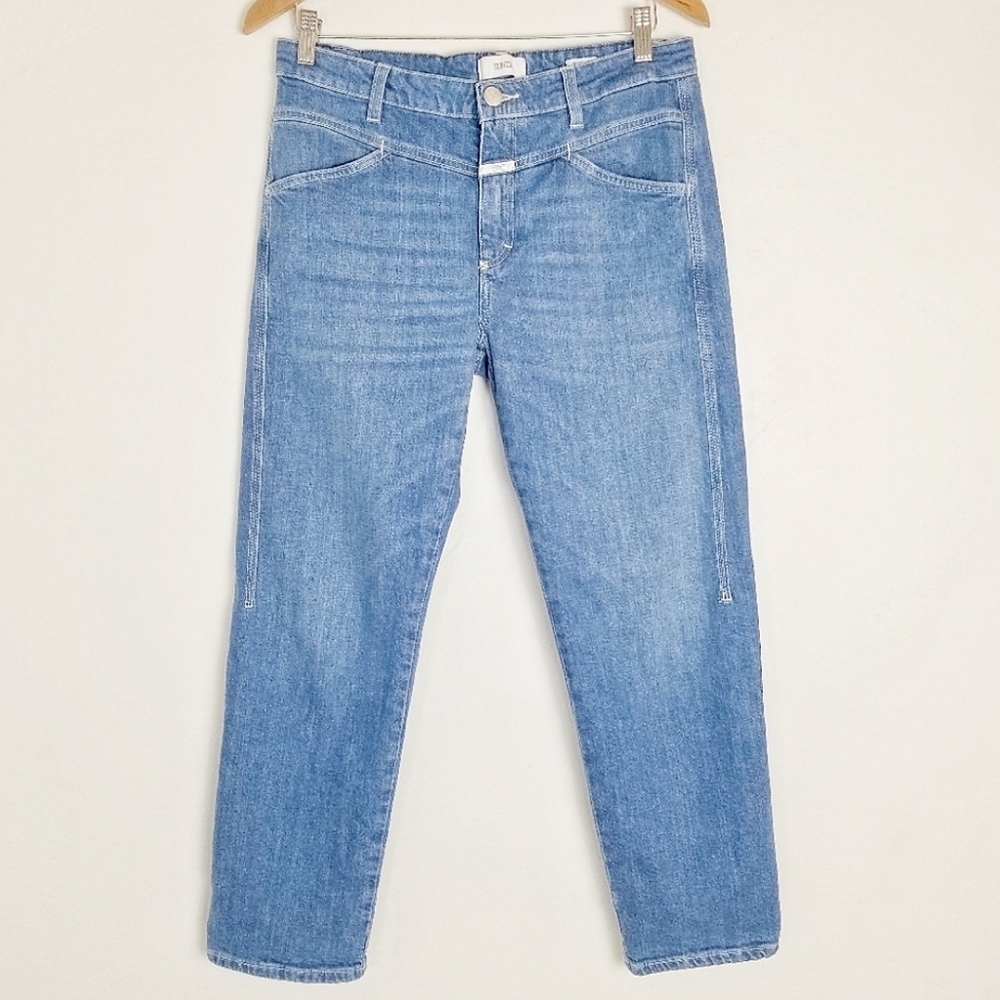 Closed Pedal Pusher straight tapered leg light wash high rise crop denim jean 28